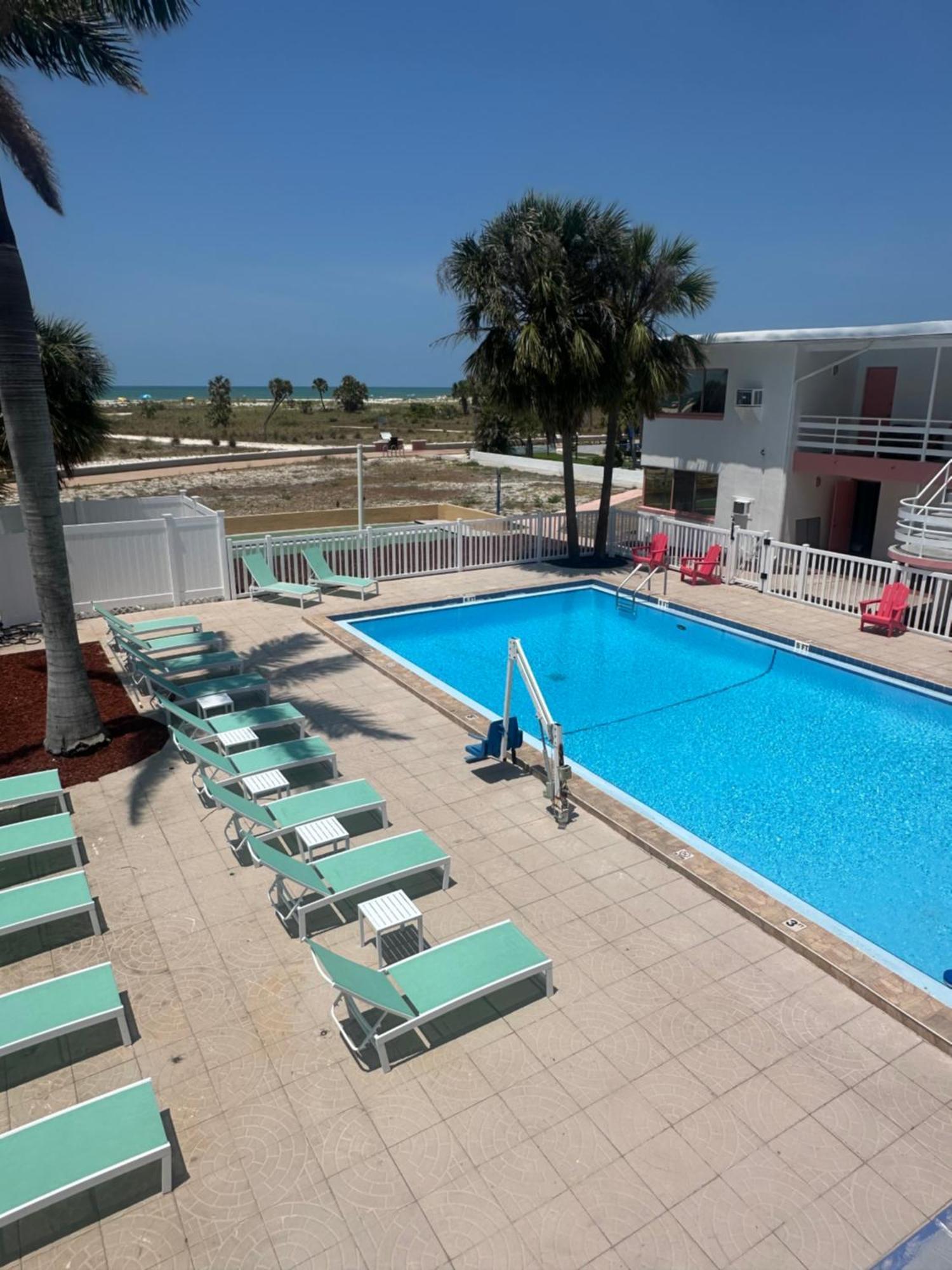 Arvilla Resort Сант Пит Бич Экстерьер фото