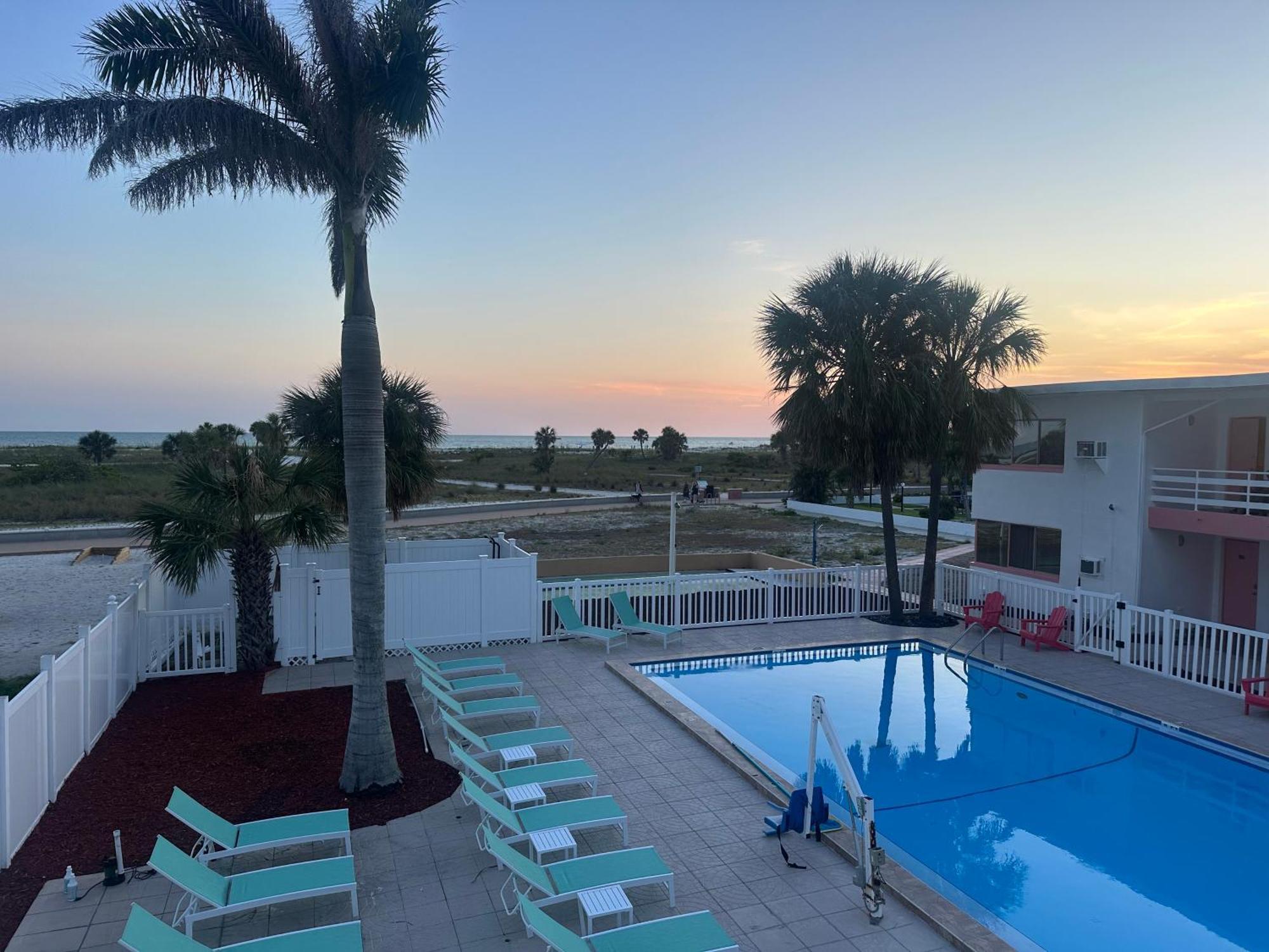 Arvilla Resort Сант Пит Бич Экстерьер фото